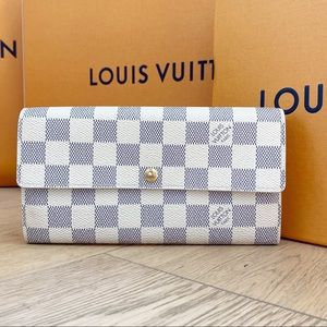 💎✨AZUR WALLET✨💎 Auth Damier Azur Sarah Wallet!